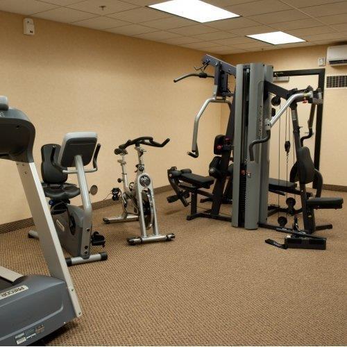 Grand Hotel At Bridgeport Tigard Facilities photo